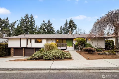 12118 SE 13th St, Bellevue, WA 98005