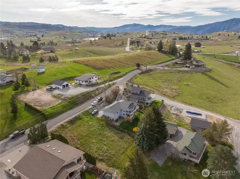 0 Loop Ave, Manson, WA 98831