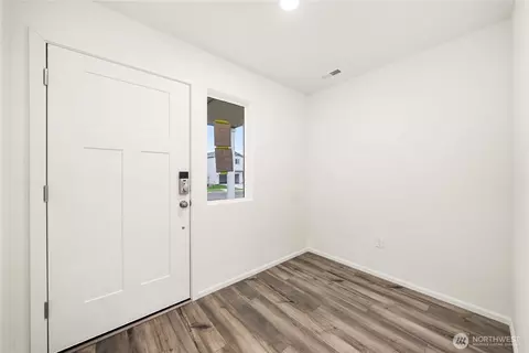 Entry Way - 285 Wind River Dr, Chehalis, WA 98532 photo 1 of 2