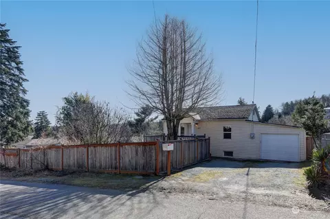 3921 S Thistle St, Seattle, WA 98118