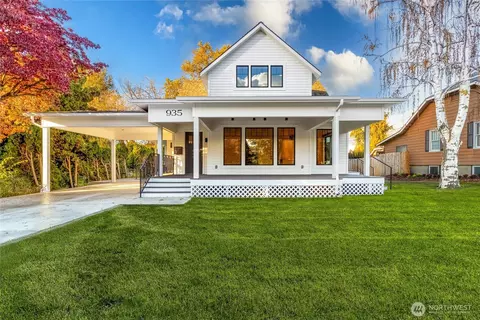 935 Boyer Ave, Walla Walla, WA 99362