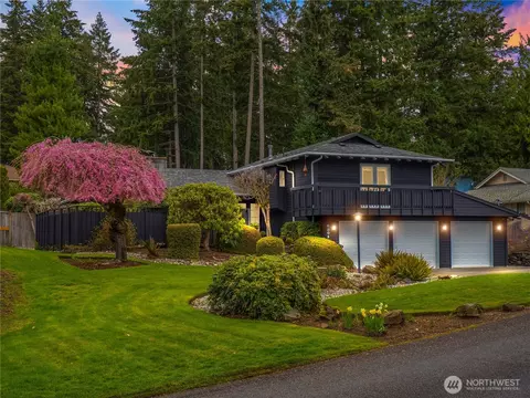 6301 47th Street Ct W, University Place, WA 98466
