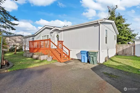 106 Noble Ests, Winlock, WA 98596