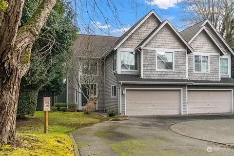11621 NE 90th St, Kirkland, WA 98033