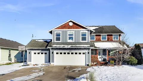 4877 Dory Ct, Blaine, WA 98230