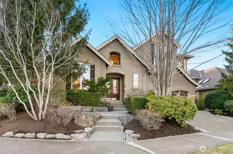 587 Timber Creek Dr NW, Issaquah, WA 98027
