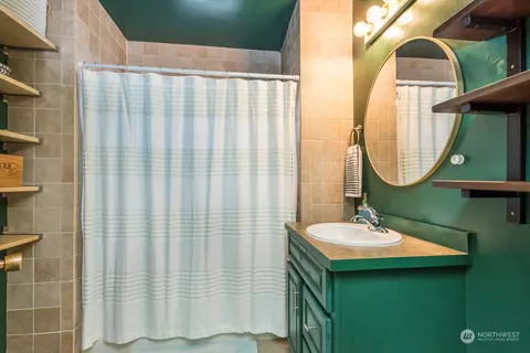 Bath - 1117 S 3rd Ave, Walla Walla, WA 99362 photo 1 of 1
