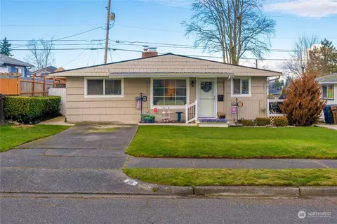 219 E 62nd St, Tacoma, WA 98404
