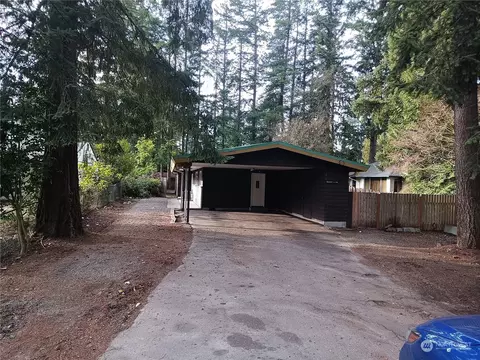 18053 1st Ave NE, Shoreline, WA 98155