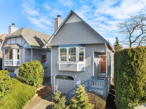 7500 39th Ave NE, Seattle, WA 98115