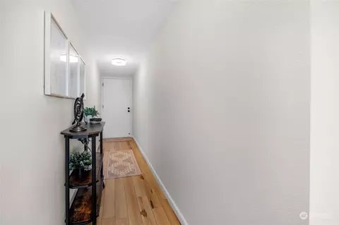 Entry Way - 2619 Rucker Ave #7, Everett, WA 98201 photo 1 of 1