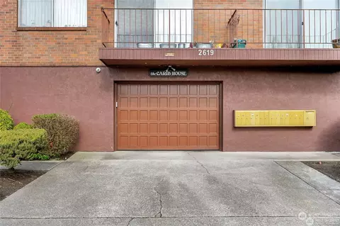 Exterior - 2619 Rucker Ave #7, Everett, WA 98201 photo 3 of 5