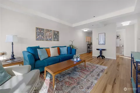 Living - 2619 Rucker Ave #7, Everett, WA 98201 photo 1 of 5