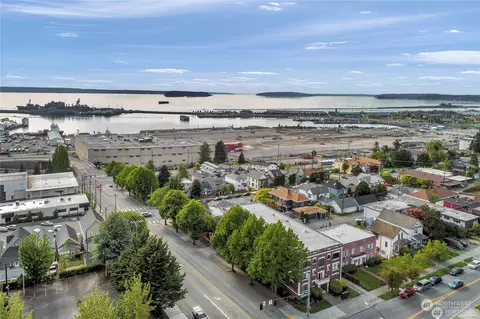 View/Area - 2619 Rucker Ave #7, Everett, WA 98201 photo 3 of 3