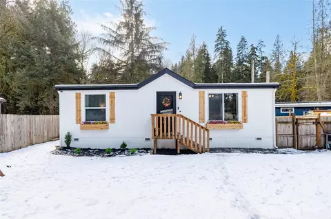 6426 Skinner Rd, Granite Falls, WA 98252