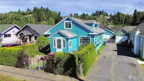 339 Eklund Ave, Hoquiam, WA 98550
