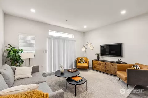 16124 Cascadian Way #H2, Bothell, WA 98012 photo 6