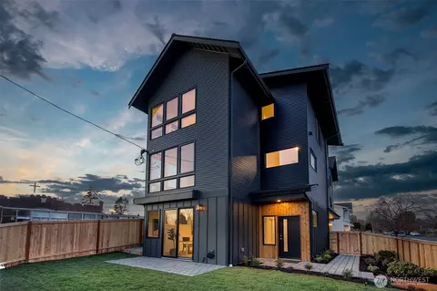 4600 SW Graham St, Seattle, WA 98136