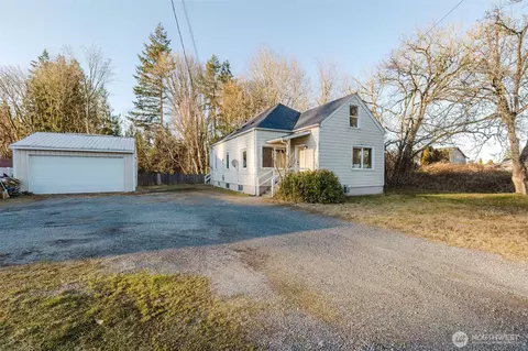 10624 Shoultes Rd, Marysville, WA 98270