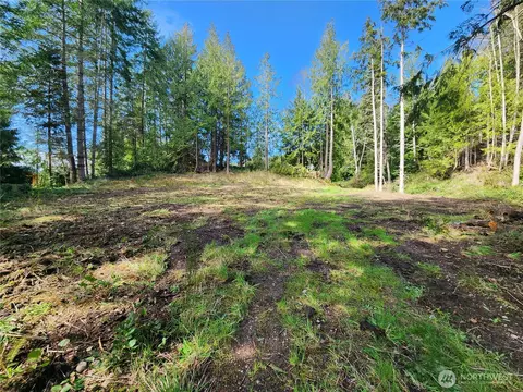 9999 Holland Dr, Port Townsend, WA 98368