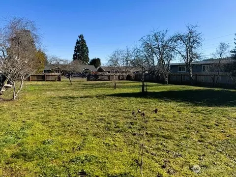 9999 N Matriotti Ave, Sequim, WA 98382