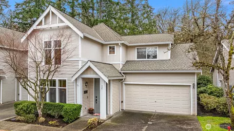 327 226th Ln NE #157, Sammamish, WA 98074