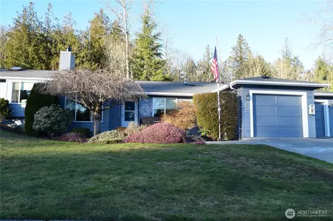 2631 Club Ct #307, Mount Vernon, WA 98273