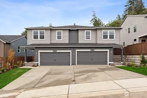 6854 Langley Ave NE #125, Bremerton, WA 98311
