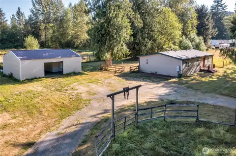 28622 SE 434th St, Enumclaw, WA 98022