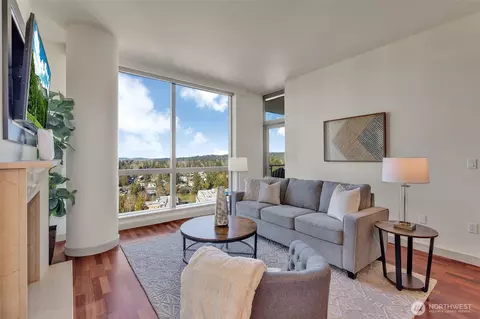 10650 NE 9th Pl #2225, Bellevue, WA 98004