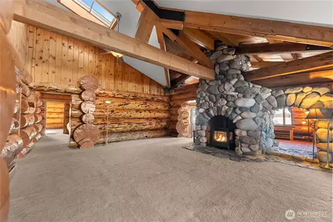 Living - 2992 State Route 153 Hwy, Twisp, WA 98856 photo 3 of 8