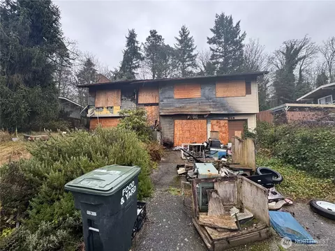 21246 15th Ave S, Des Moines, WA 98198