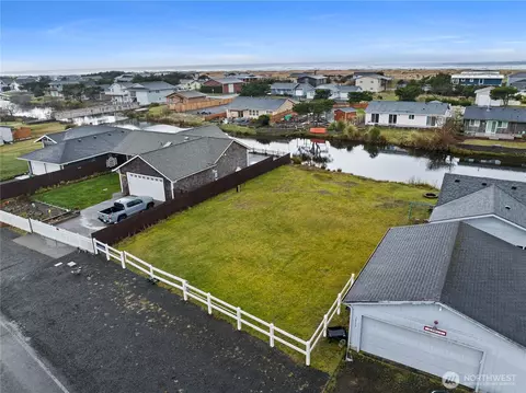 34515 I St, Ocean Park, WA 98640