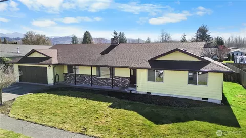 1425 Main St, Buckley, WA 98321