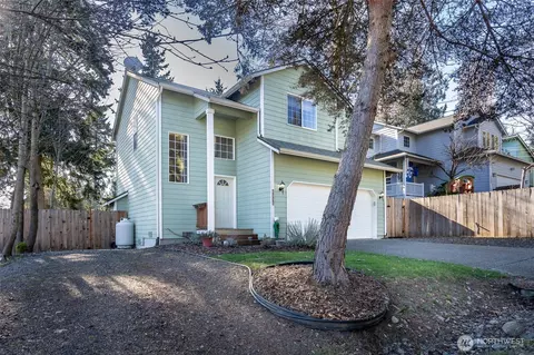 6585 NE Prospect St, Suquamish, WA 98392