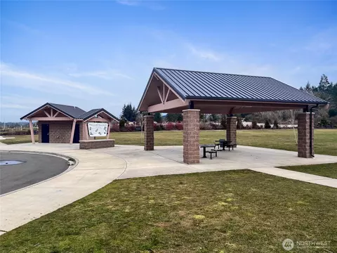 Exterior - 601 Petersen Dr E, Enumclaw, WA 98022 photo 9 of 9