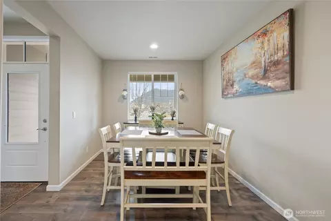 Dining - 601 Petersen Dr E, Enumclaw, WA 98022 photo 1 of 1