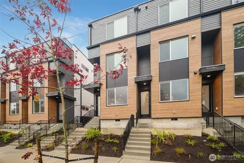 9214 20th Ave SW #B, Seattle, WA 98106