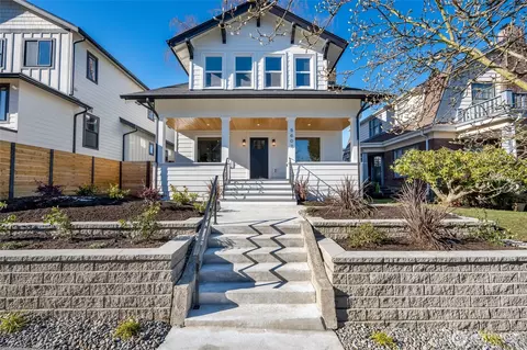 5607 16th Ave NE, Seattle, WA 98105