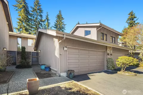 151 141st Pl NE #110L, Bellevue, WA 98007