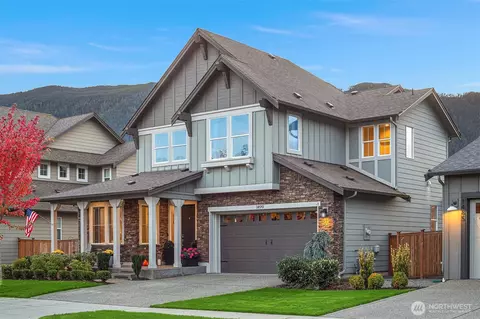 1499 Glacier Ave SE, North Bend, WA 98045