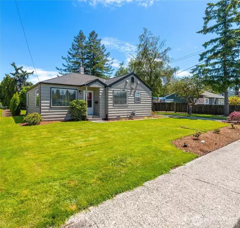 1208 S 13th, Mount Vernon, WA 98273