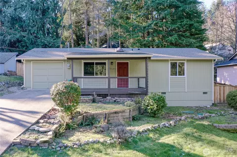 22125 Veteran St NE, Poulsbo, WA 98370