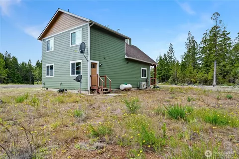 Exterior - 2415 Ocean Beach Rd, Copalis Crossing, WA 98536 photo 5 of 6