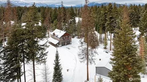 555 Chelan Ln, Cle Elum, WA 98922