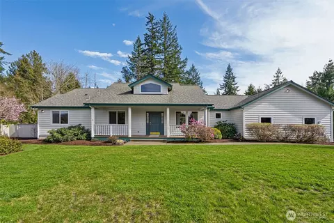 7248 Snapdragon Pl NW, Seabeck, WA 98380