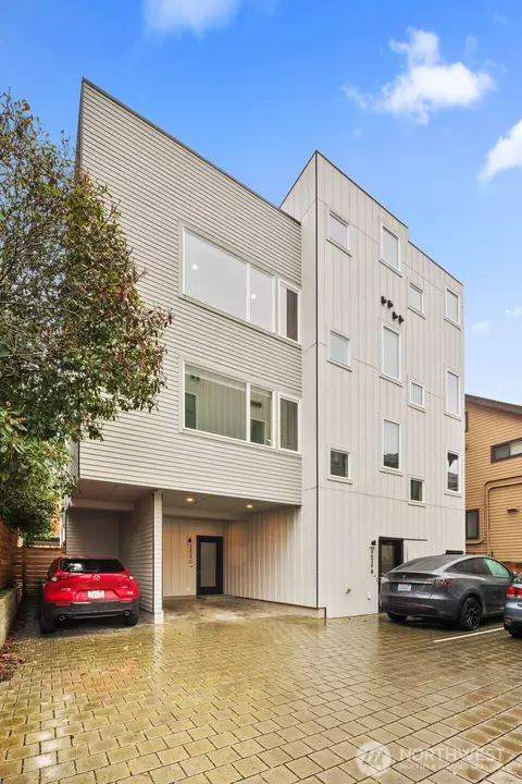 3626 1st Ave NW #C, Seattle, WA 98107