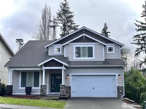 2013 NE 27th St, Renton, WA 98056
