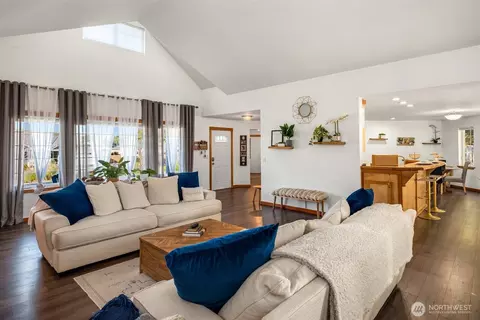 Living - 470 E Soderberg Rd, Allyn, WA 98524 photo 5 of 5