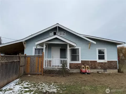 606 N Baker St, Port Angeles, WA 98362